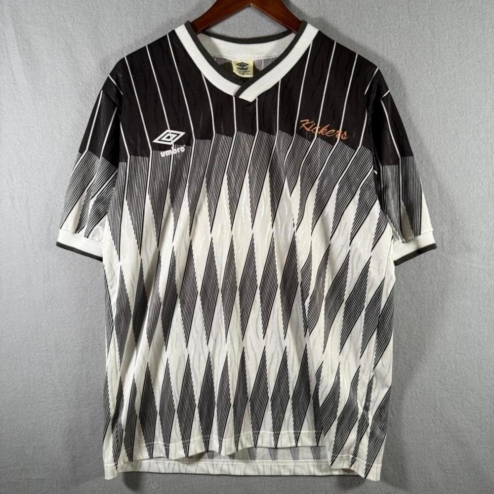 Vintage Umbro Soccer Futball Jersey Black and White Sportswear Streetwear Large